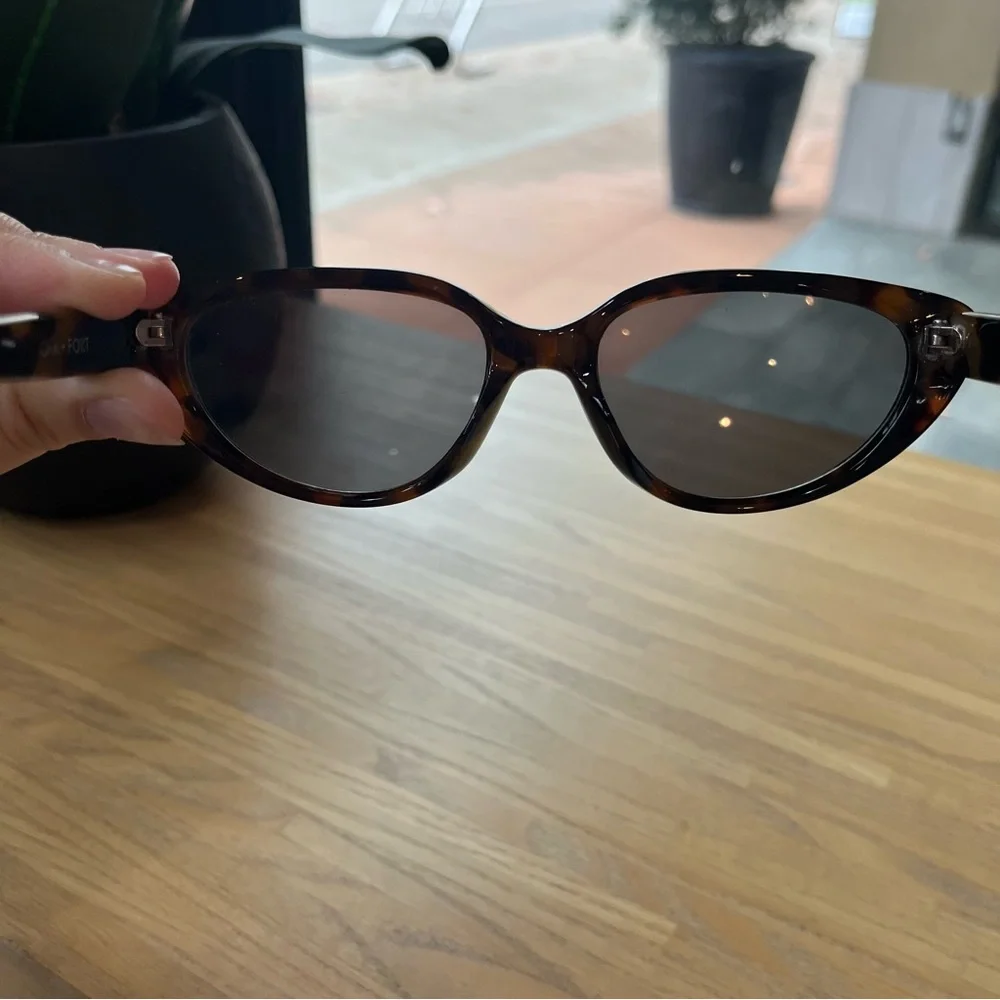 Oak and Fort Sunglasses! - Picture 7 of 8